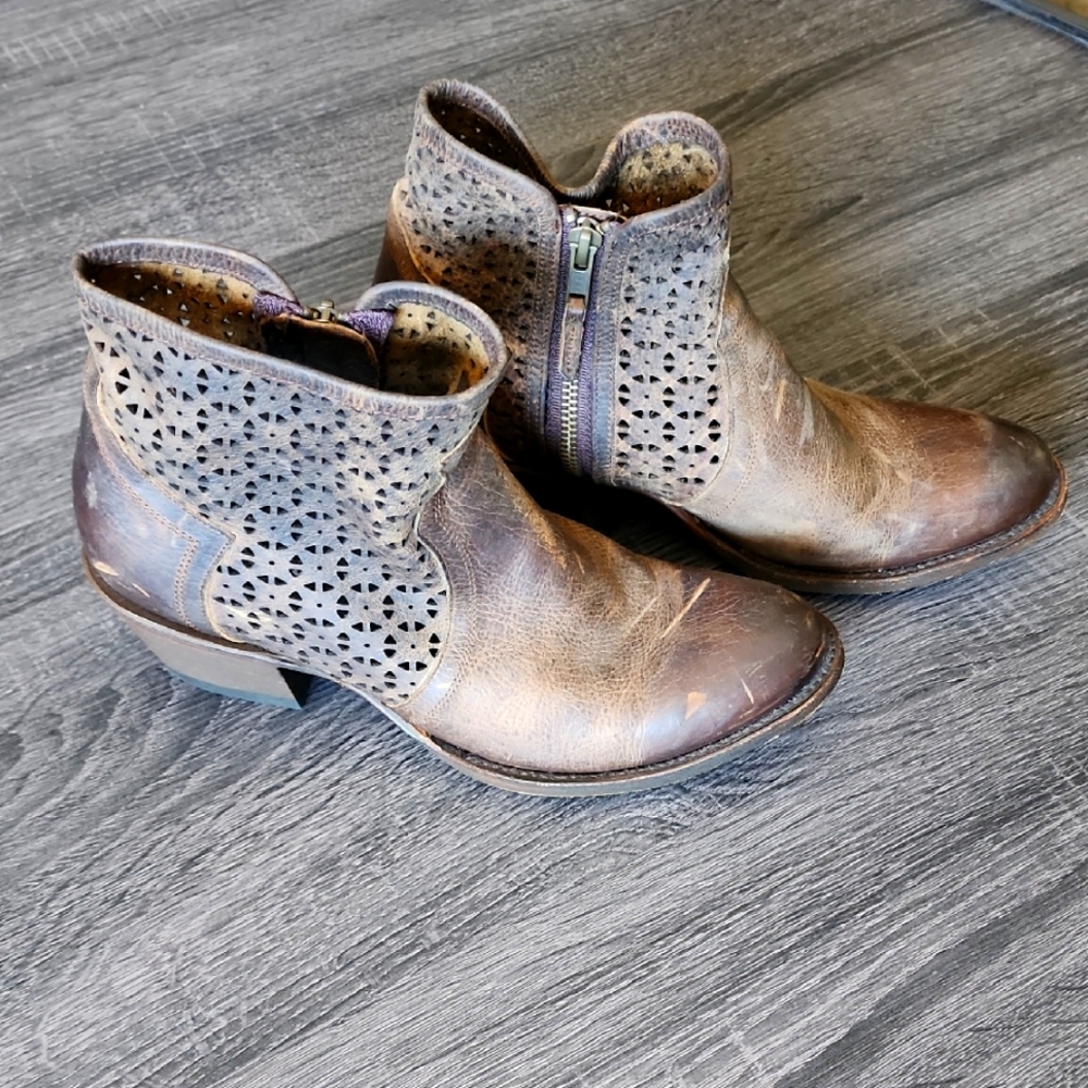 Shyanne Brown Ankle Boots for Women
